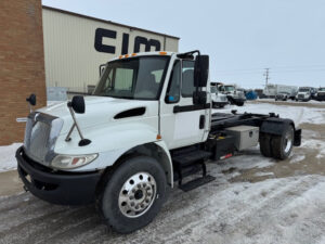 2008 International 4300 S/A Hook-lift Truck